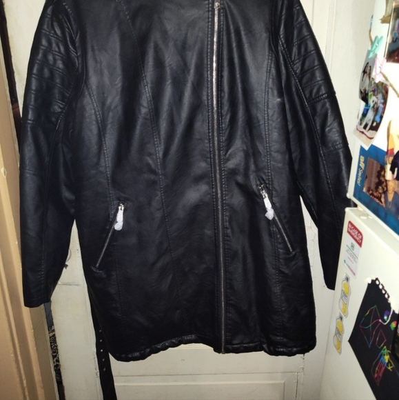 NWT Faux leather coat (looks real!!), size 5x (fits like 3x tho) - Picture 8 of 12